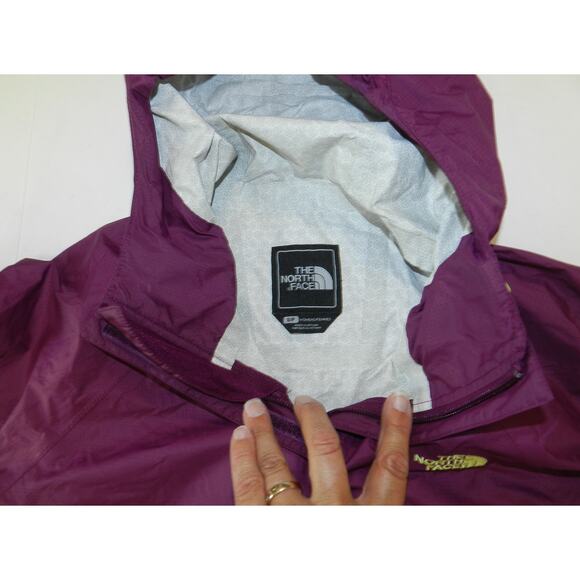 Women's North Face Petite Hooded Rain Jacket Size S Purple - Picture 6 of 12